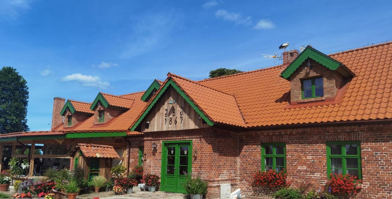 Osada Miedzy Drzewami Farm stay *